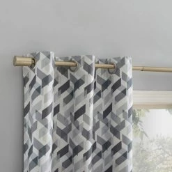 Best reviews of 🤩 Sun Zero Kylar Geometric Shapes 100% Blackout Grommet Curtain Panel 40 X 63 In. 👍