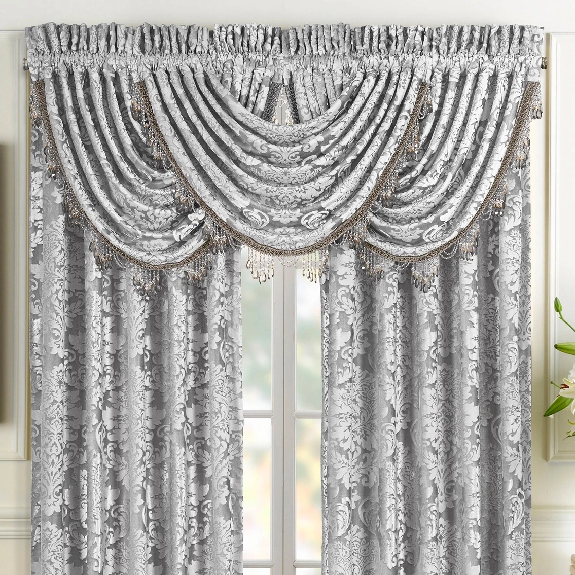 Coupon π J. Queen New York Bel Air Silver Window Waterfall Valance π