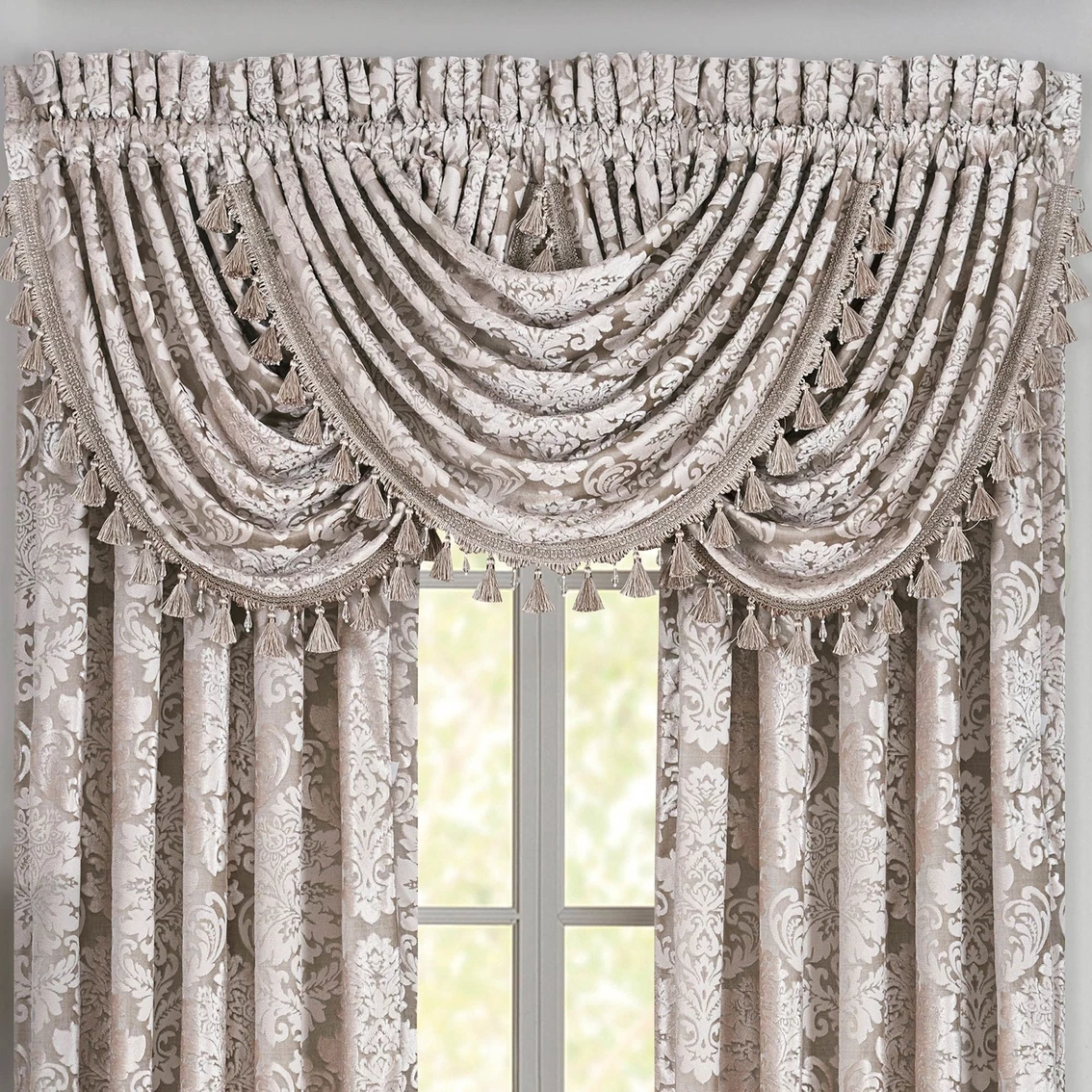 Coupon π J. Queen New York Bel Air Silver Window Waterfall Valance π - Image 2