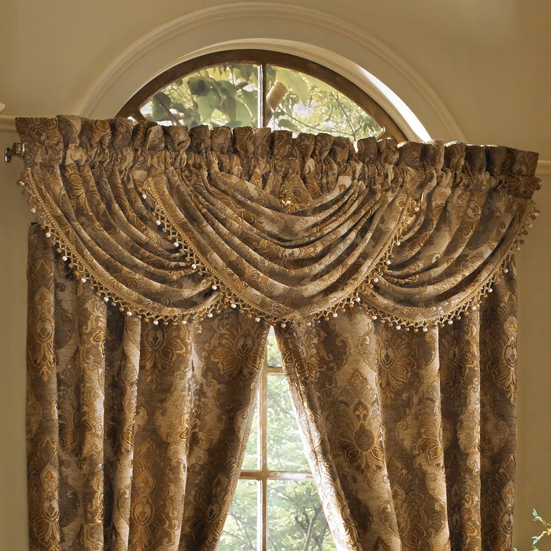 Outlet 🤩 J. Queen New York Bradshaw Natural Window Waterfall Valance ✔️