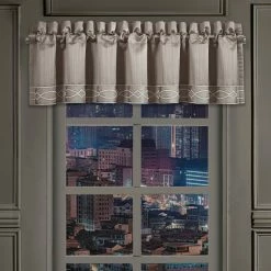Budget ⌛ J. Queen New York Deco Silver Window Straight Valance 😍